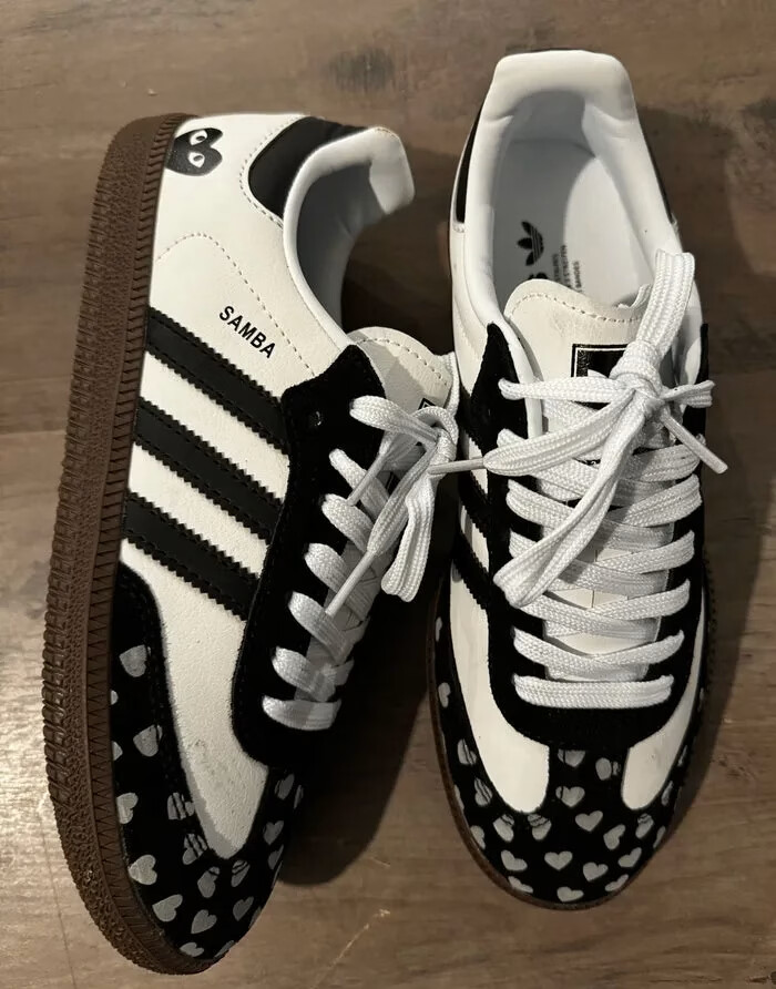 comme des garçons play x adidas samba