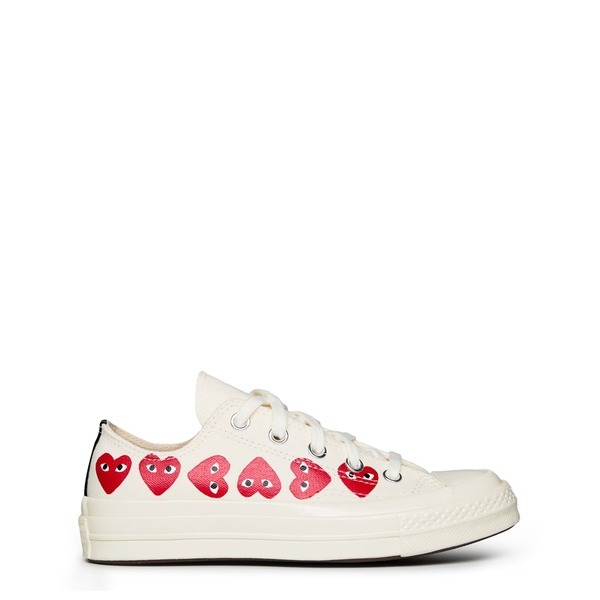 comme des garçons play x converse multi heart low