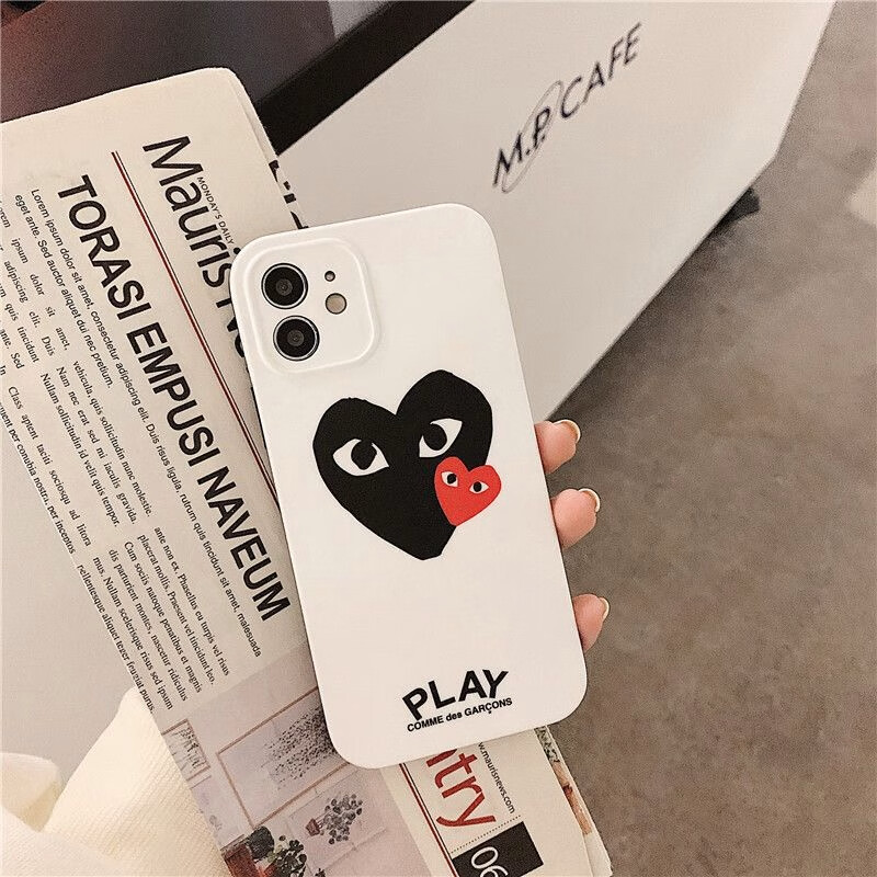 custodia per iphone con logo a cuore cdg play nerorosso