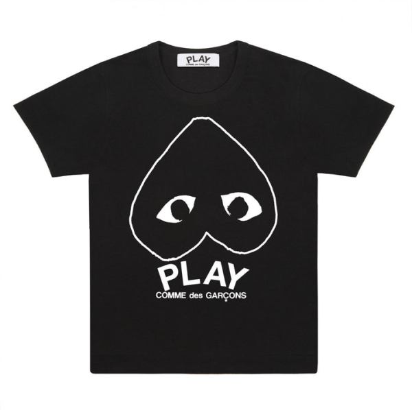 t-shirt nera con contorno di cuore bianco