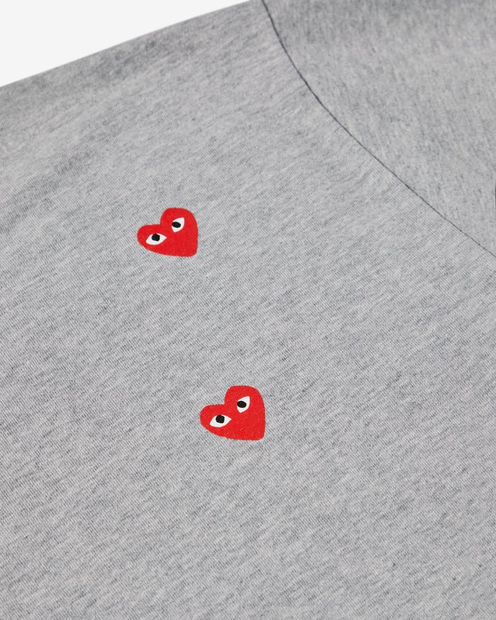 maglietta grigia con logo multi-cuore rosso